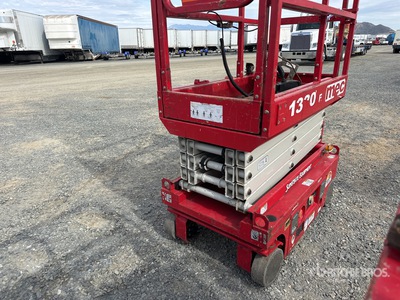 2018 MEC 1330SE Electric Scissor Lift