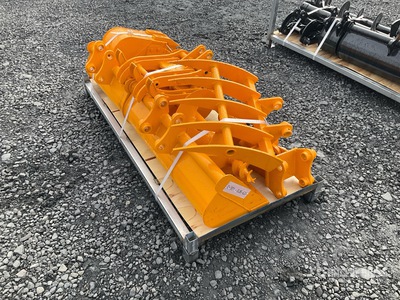 Quantity of (8) 2026 VICSEC VCA-8 Mini Excavator Attachments - Fits Cat 301 (Unused)