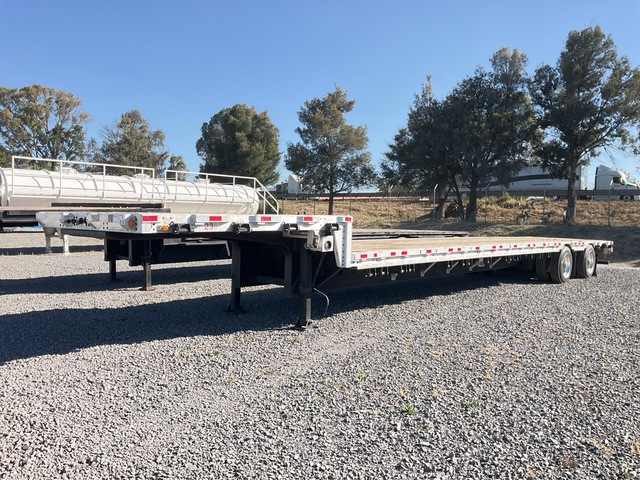 2006 Lode King 50 ft T/A Step Deck Trailer