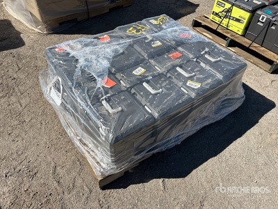 Quantity of (8) Ryobi 18 in Sierra de cadena