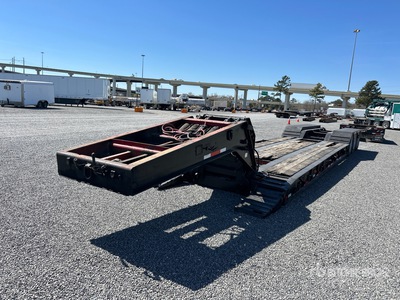 1994 Talbert T3DW50SAHRG1T1 50 ton Tri/A Removable Gooseneck Low Loader