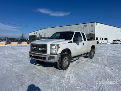 2015 Ford F-250 XL 4x4 Extended Cab Pick Up