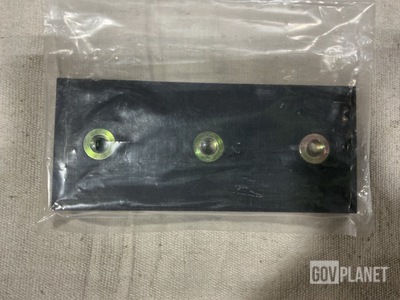 (69) Terex Cranes 709 1564 Nut Strips