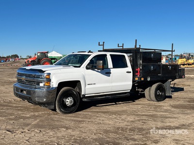 2016 Chevrolet 3500HD 4x4 Crew Cab Flatbed Truck