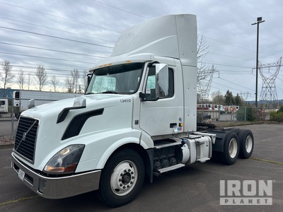 2015 Volvo VNR64T 6x4 3-Achs Sattelzugmaschine