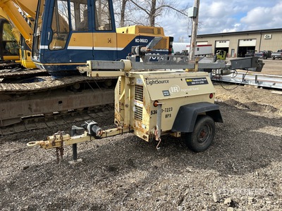 2007 Ingersoll-Rand LIGHT SOURCE 6 kW Wieża oświetleniowa