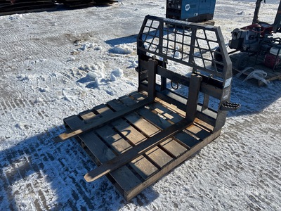 2021 John Deere 48 in Skid Steer Forks