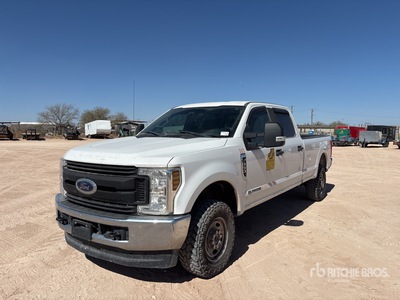 2019 Ford F-350 XL 4x4 Crew Cab Pickup
