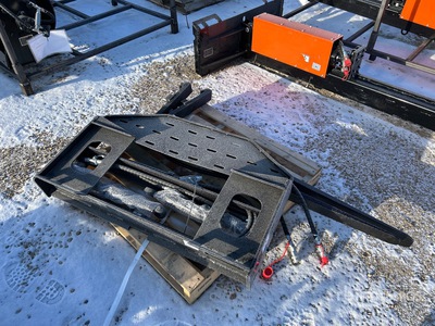 2026 GIYI GY-SF60 60 in Skid Steer Forks (Unused)