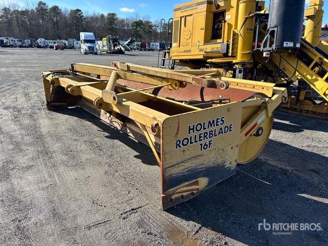 Holmes 16 ft Rollerblade Pull Behind Compactor | Ritchie Bros. Auctioneers