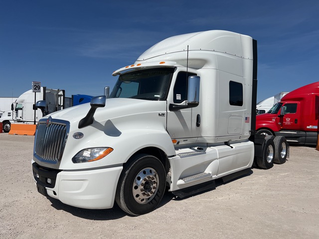 2021 International LT625 6x4 T/A Sleeper Truck Tractor 2021 International LT625 6x4 T/A Sleeper Truck Tractor