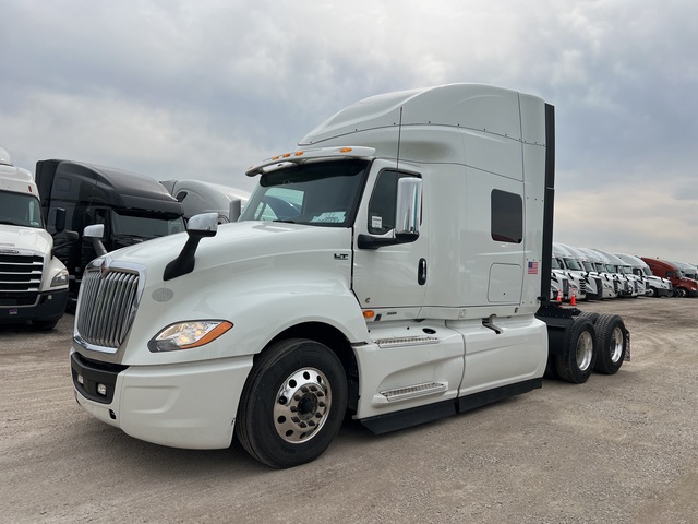 2021 International LT625 6x4 T/A Sleeper Truck Tractor 2021 International LT625 6x4 T/A Sleeper Truck Tractor
