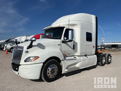 2021 International LT625 6x4 Tracteur routier couchette