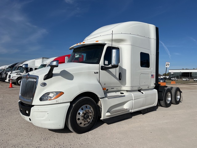2021 International LT625 6x4 T/A Sleeper Truck Tractor 2021 International LT625 6x4 T/A Sleeper Truck Tractor