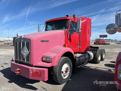 2008 Kenworth T800 6x4 Tracteur routier couchette (Inoperable)