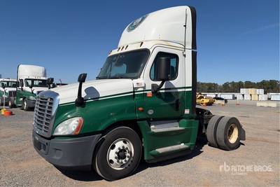 2017 Freightliner Cascadia 125 4x2 S/A Day Cab Truck Tractor