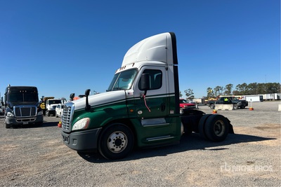 2018 Freightliner Cascadia 125 4x2 S/A Day Cab Truck Tractor