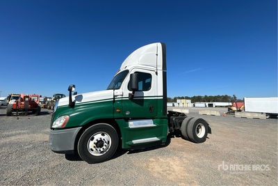 2017 Freightliner Cascadia 125 4x2 S/A Day Cab Truck Tractor