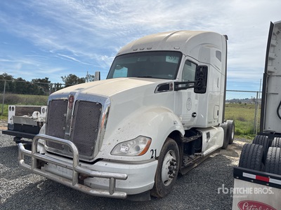 2020 Kenworth T680 6x4 Tracteur Routier Couchette