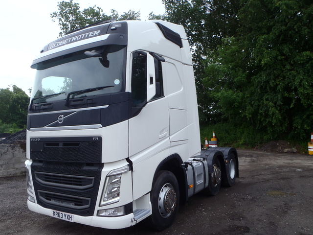 2013 Volvo FH500 6x2 Tractor Unit