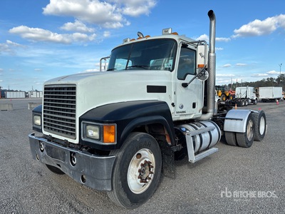 2016 Mack CHU613 6x4 トラックトラクター（T/A）