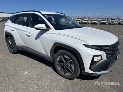 2024 Hyundai Tucson 2WD Hybrid SUV
