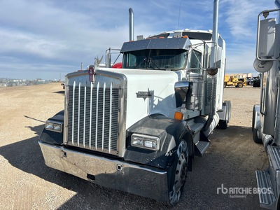 2005 Kenworth W900 6x4 3- Achs Sattelzugmaschine mit Schlafkabine