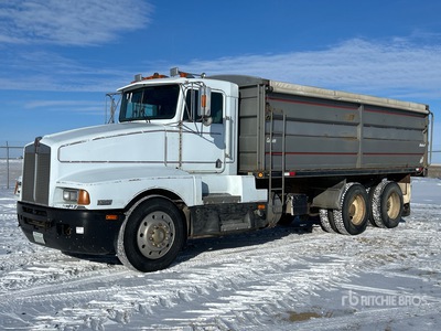 1987 Kenworth T600A 6x4 Grain Truck