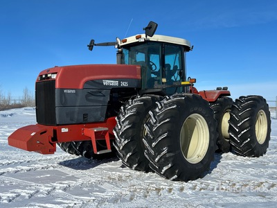 2005 Versatile 2425 Articulated Tractor