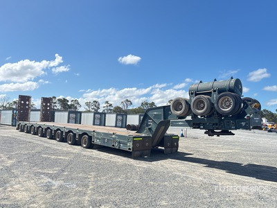 2013 Tuff 8 Rows of 8 Hydraulic Widening Przyczepa niskopodwoziowa