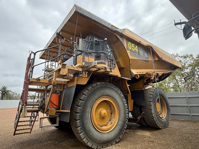 2002 Cat 777D Haul Truck