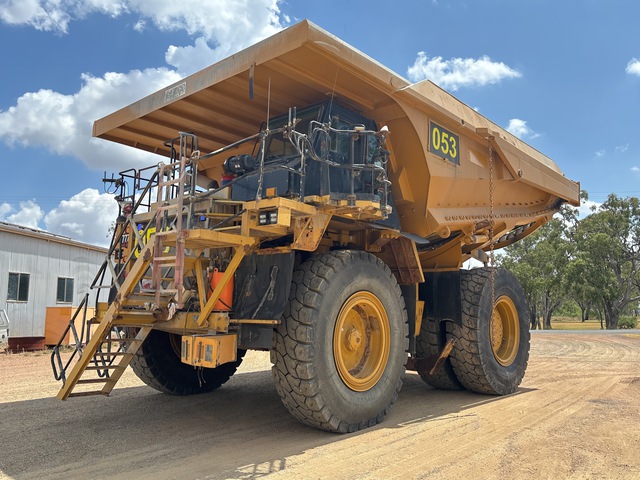 2002 Cat 777D Haul Truck