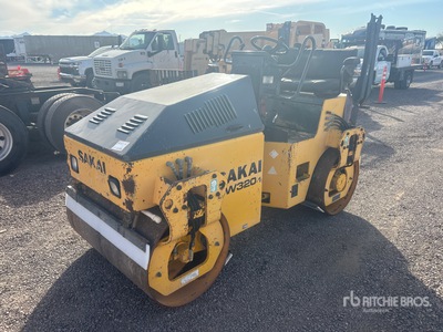 2010 Sakai SW320 Rodillo Tándem