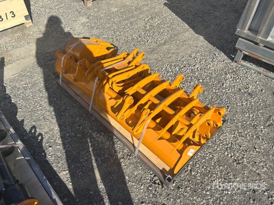 Quantity of (8) 2026 GIYI Cat 301 VCA-8 Excavator Attachments Attacco per escavatore (Unused)