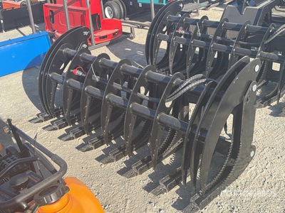 2026 GIYI GY-CLG72 72 in Skid Steer Grapple (Unused)