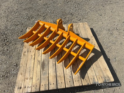 2026 GIYI 38 in Excavator Rake - Fits Cat 303 (Unused)