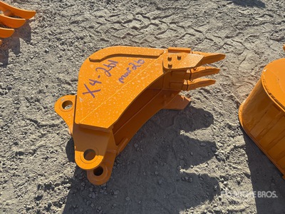 2026 GIYI GY-BK 12 in Excavator Bucket - Fits Cat 305 (Unused)