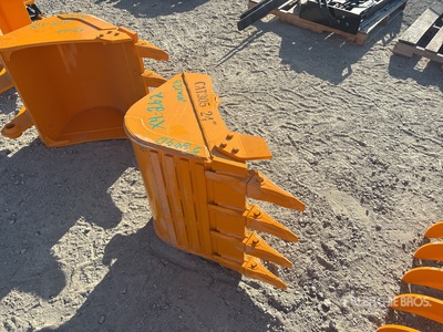 2026 GIYI GY-BK 24 in Excavator Bucket - Fits Cat 305 (Unused)