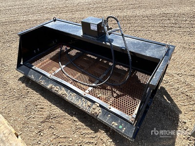 2026 GIYI GY-VB79 79 in Skid Steer Screening Bucket (Unused)