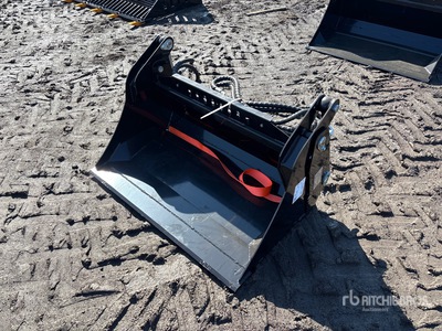 2026 GIYI GY-XKH39 39 in Multi-Purpose Skid Steer Bucket (Unused)