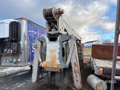 Pitman HL14T68 w/23 ft Deck Truck Mounted Boom