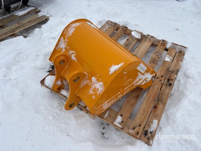 2026 GIYI GY-BK 24 in Digging Excavator Bucket - Fits Cat 305 (Unused)