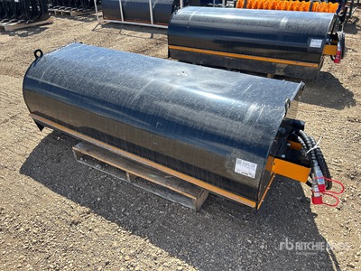 2026 GIYI GY-BS72 72 in Skid Steer Sweeper (Unused)