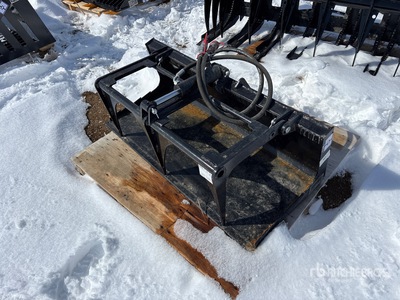2026 GIYI GY-X PG44 44 in Mini Skid Steer Grapple Bucket (Unused)