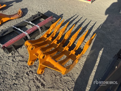 2026 GIYI 32 in Excavator Rake - Fits Cat 305 (Unused)
