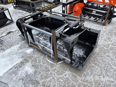 2026 GIYI GY-PG72 72 in Skid Steer Grapple (Unused)