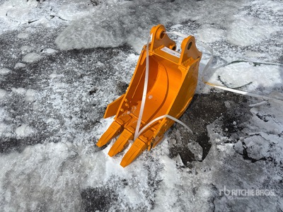 2026 GIYI GY-BK 12 in Excavator Bucket - Fits Cat 303 (Unused)