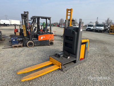 2020 Jungheinrich EKS 110 Electric Stacker