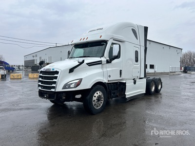 2022 Freightliner Cascadia 126 6x4 T/A Slaapcabine Trekker