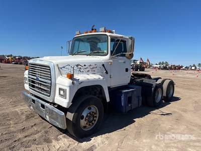1995 Ford LT9000 6x2 T/A Day Cab Truck Tractor
